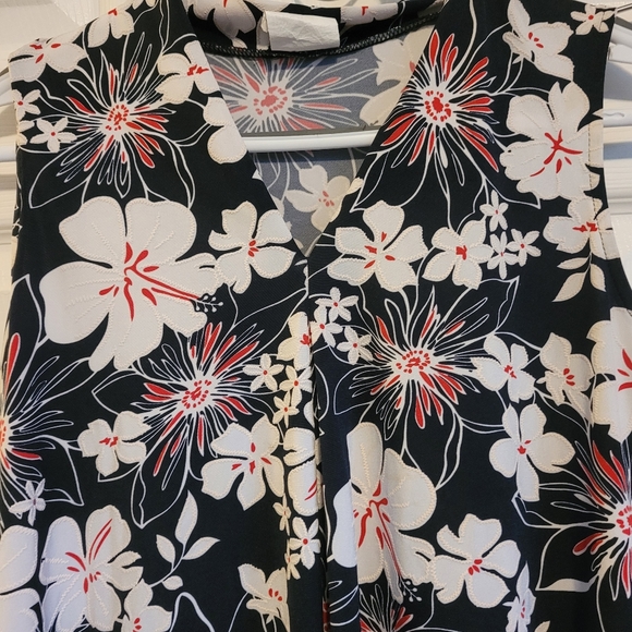 Clientele floral sleeveless top size M - Picture 2 of 9